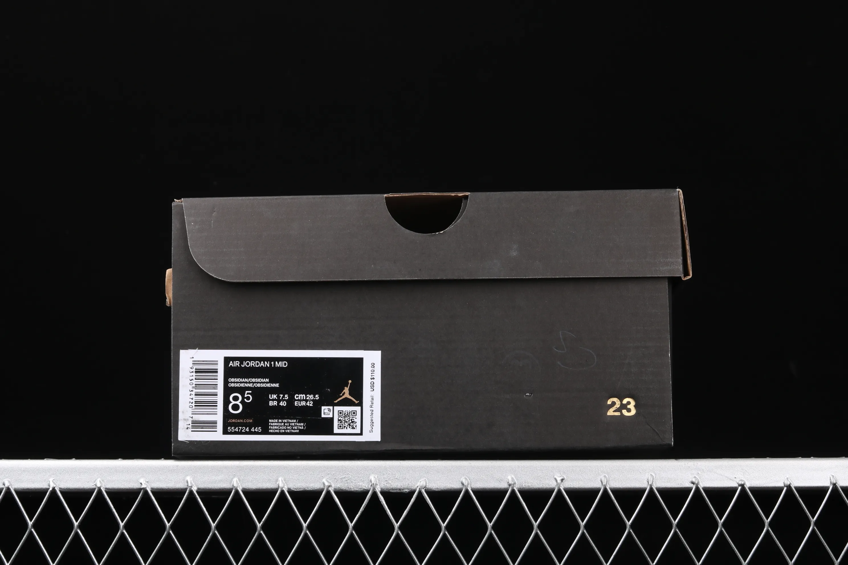 All categories Air Jordan Jordan series basketball shoes Air Jordan 1 Mid Air Jordan 1 Mid AJ1 Joe 1 fashion casual black and blue basketball shoes 554724-445
